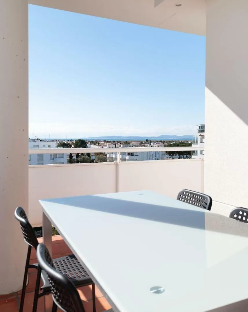 Vista Roses Mar - Penthouses Apartment Spain